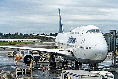 《F1 2022》新预告片 展示功能模式以及超级跑车